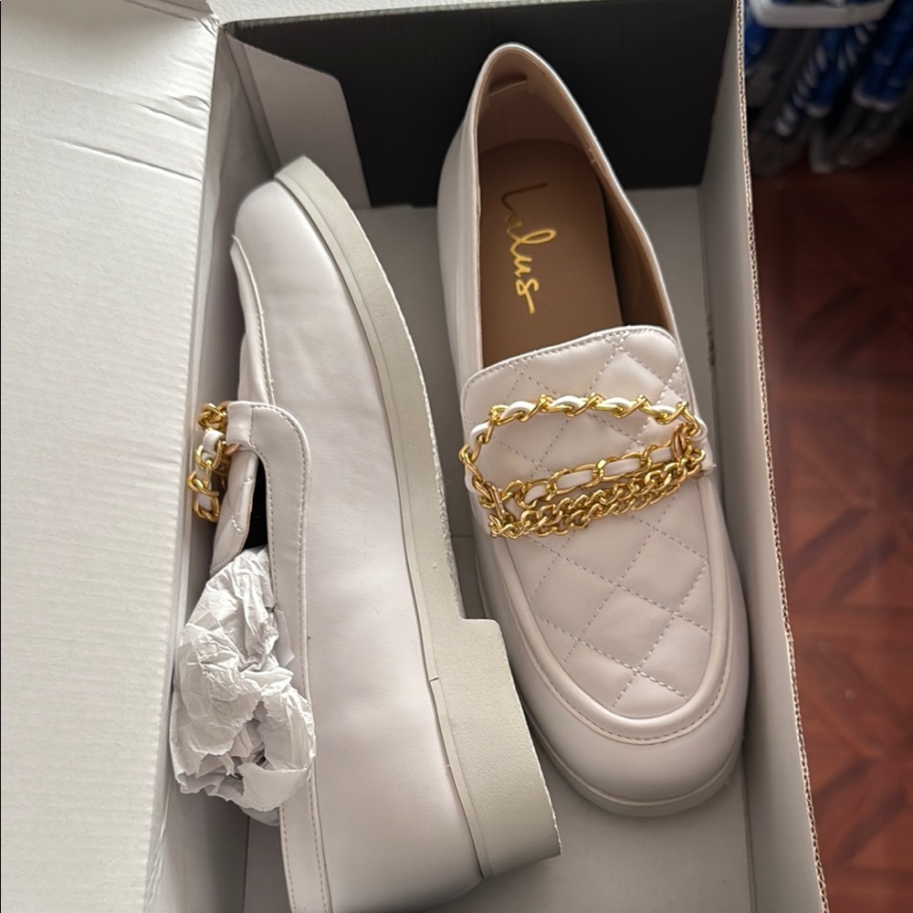 Lulu's Gold Chain White Flats